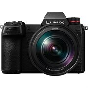 Full-frame DSLM (Digital Single Lens Mirrorless) Camera, Includes LUMIX S F4 24-105mm Lens